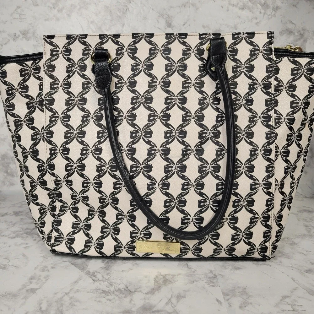 Betsey Johnson Bow Print Tote Bag Cream Black Gold Studded Large Shoulder Bag